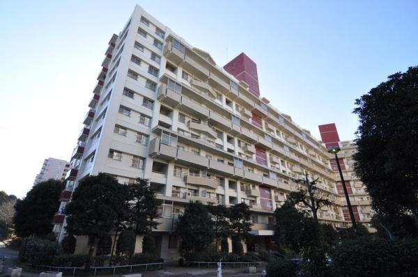 若葉台団地１の８号棟