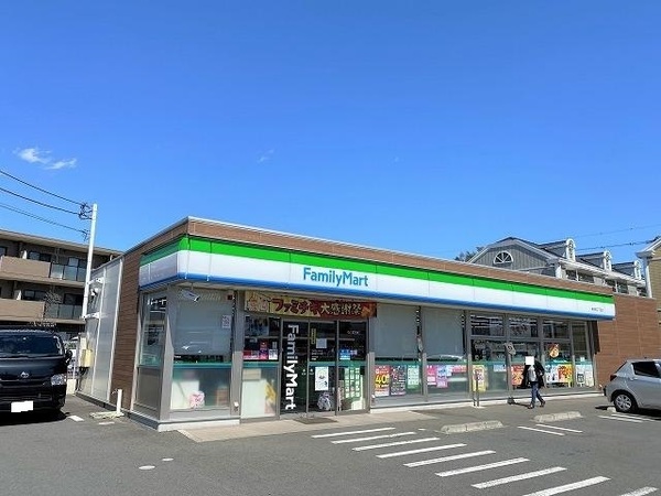 川崎市宮前区東有馬2丁目の土地(ファミリーマート東有馬二丁目店)