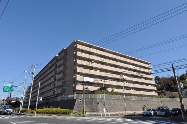 メゾン能見台２