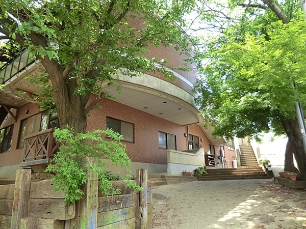 横浜市港南区日野南４丁目の中古一戸建て(金井幼稚園)