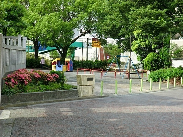 東寺尾マンション(鶴見神社公園)
