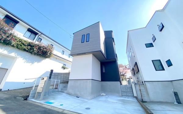 川崎市多摩区西生田５丁目の新築一戸建