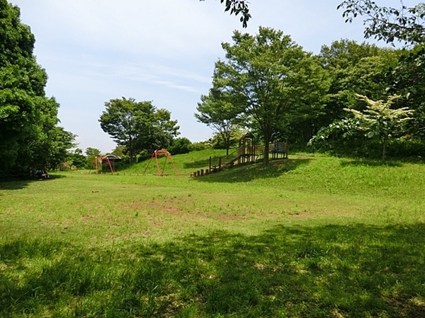 戸塚区深谷町(戸塚西公園)