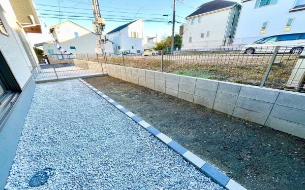 金沢区六浦南1丁目　全2棟2号棟
