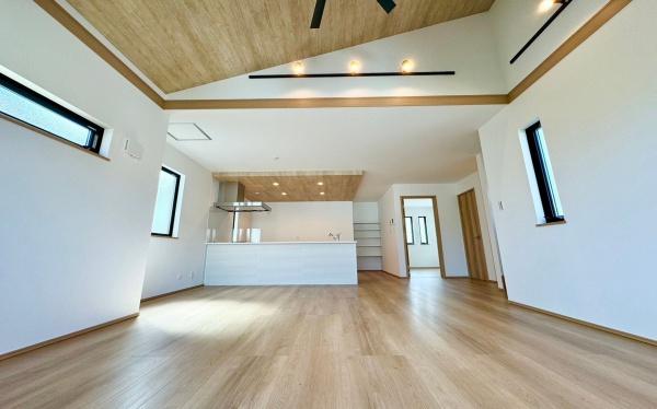 藤沢市片瀬３丁目の新築一戸建