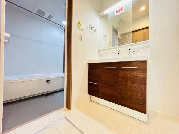 横浜市磯子区滝頭１丁目の中古一戸建て