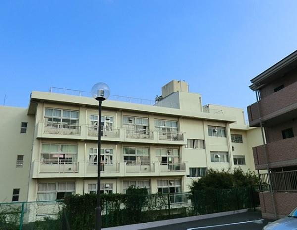 コーラル東戸塚(横浜市立平戸小学校)