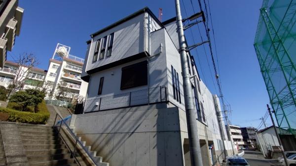神奈川区沢渡　全２棟１号棟