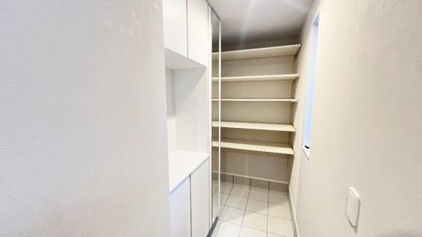 戸塚区戸塚町　全２棟２号棟