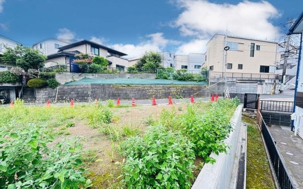 横浜市神奈川区片倉５丁目の土地
