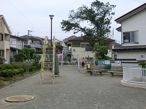 横浜市港南区東永谷3丁目の中古一戸建て(渡戸公園)