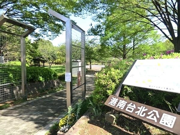 港南区港南台1丁目 全8棟3号棟(港南台北公園)
