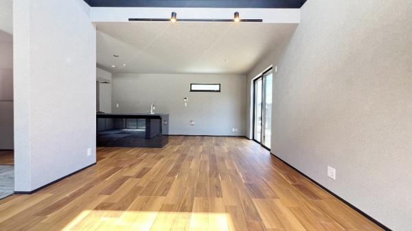 泉区新橋町１期　全16棟12号棟