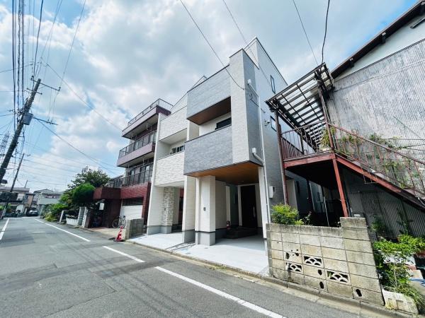 川崎市幸区古市場２丁目の新築一戸建