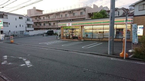 港南区大久保3丁目(セブンイレブン横浜別所南店)