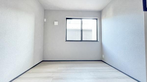 港北区新吉田東５丁目　全４棟Ｂ号棟