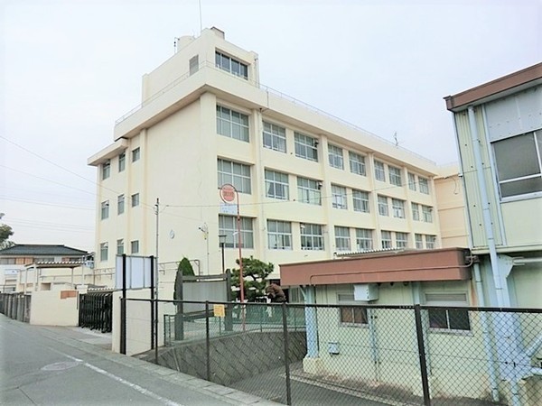 横浜市瀬谷区相沢7丁目の中古一戸建て(横浜市立相沢小学校)