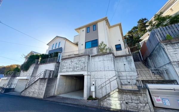 青葉区桂台二丁目　戸建