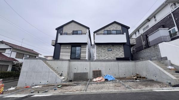 金沢区富岡西2丁目　全2棟1号棟