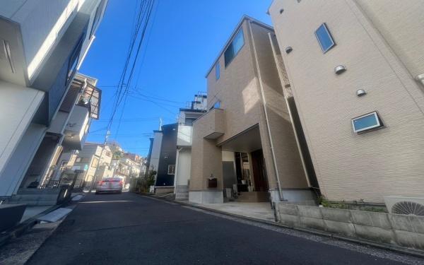 横浜市南区八幡町の中古一戸建