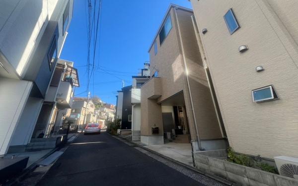 横浜市南区八幡町の中古一戸建