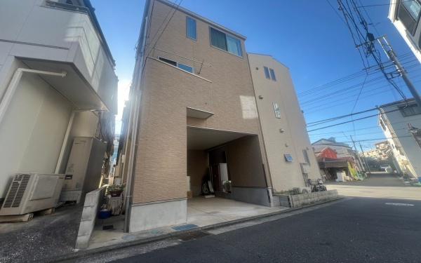 横浜市南区八幡町の中古一戸建て