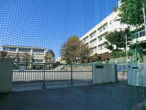 青葉区あかね台1丁目 全2棟1号棟(横浜市立田奈小学校)