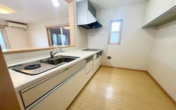 横浜市金沢区能見台通の中古一戸建て
