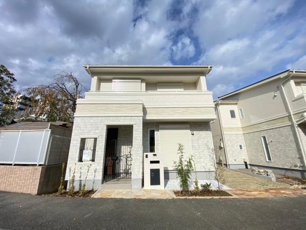 緑区十日市場町　全４棟A棟