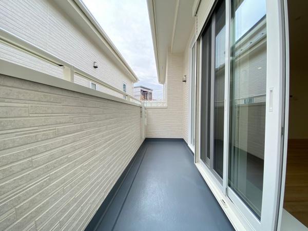 緑区十日市場町　全４棟D棟