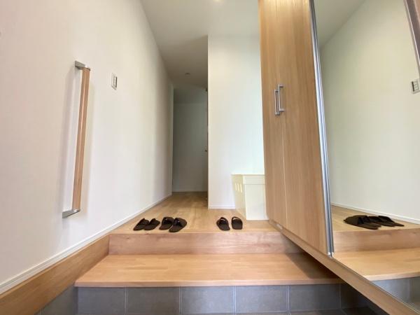 緑区十日市場町　全４棟D棟