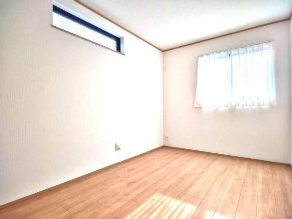 戸塚区汲沢町　全２棟１号棟