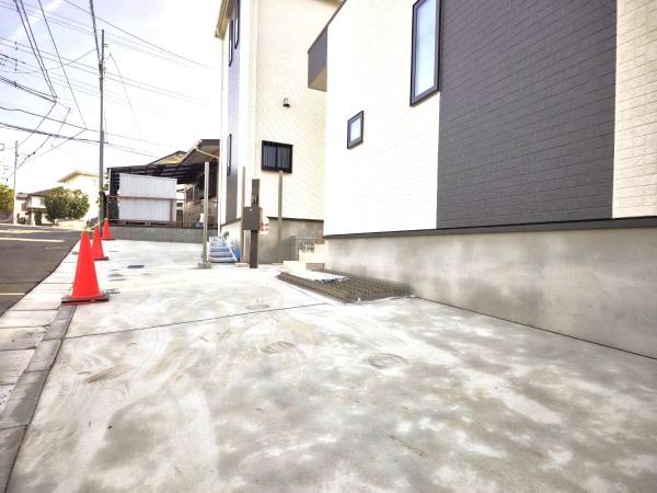 戸塚区汲沢町　全２棟１号棟
