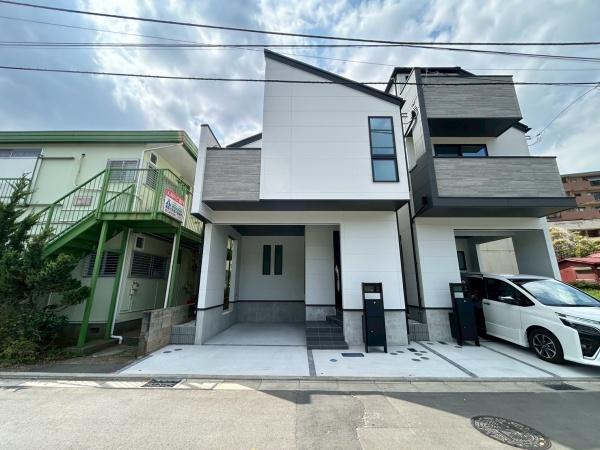 戸塚区吉田町　全２棟１号棟