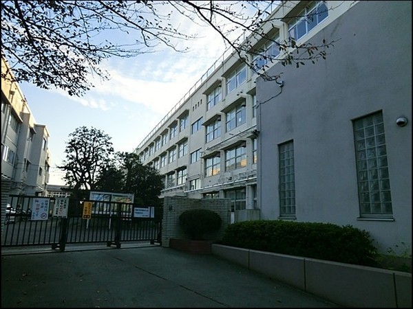 戸塚区汲沢8丁目 全3棟B棟(横浜市立汲沢小学校)