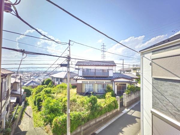 戸塚区汲沢８丁目　全３棟Ｂ棟