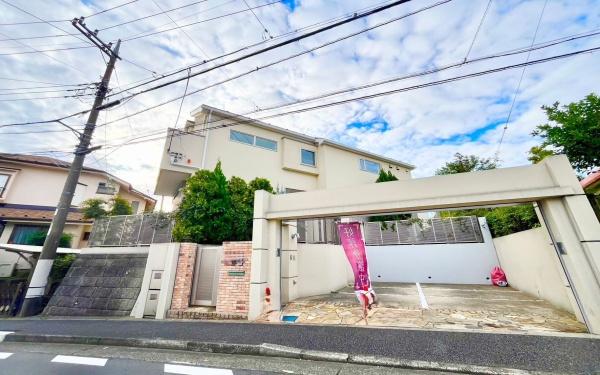 横浜市青葉区市ケ尾町の中古一戸建