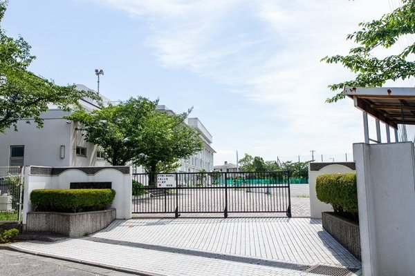川崎市麻生区万福寺2丁目の新築一戸建(川崎市立麻生中学校)
