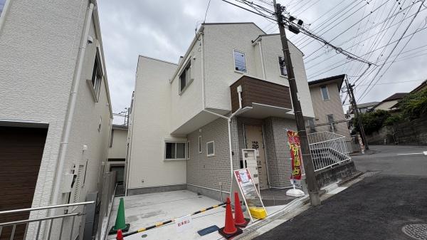 港南区大久保３丁目　全２棟Ｂ号棟