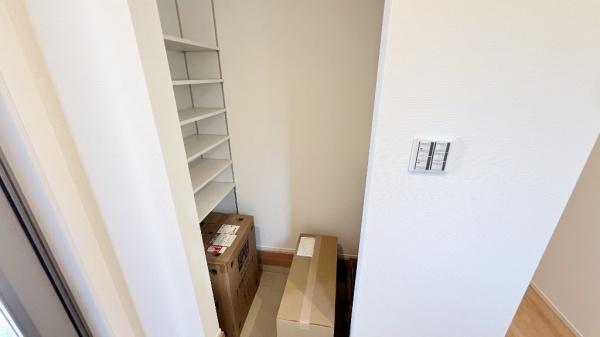 戸塚区戸塚町　全２棟１号棟