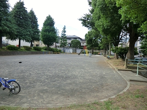 瀬谷区下瀬谷１丁目(下瀬谷第三公園)