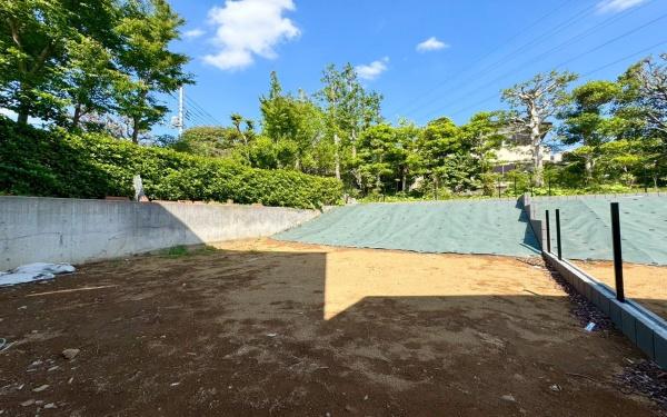 瀬谷区阿久和東2丁目　全2棟1号棟