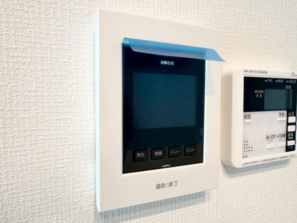 瀬谷区阿久和東2丁目　全2棟1号棟