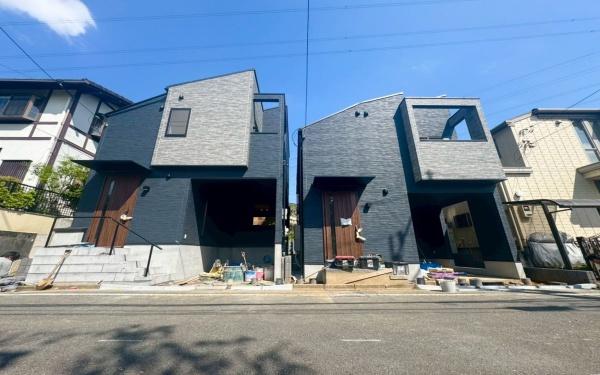 瀬谷区阿久和東2丁目　全2棟2号棟