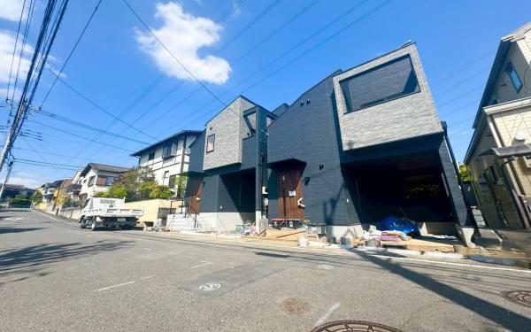 瀬谷区阿久和東2丁目　全2棟2号棟