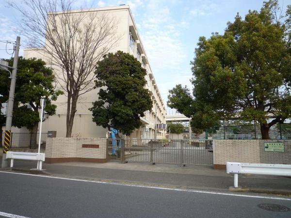 リーベスト本牧三渓園(横浜市立本牧南小学校)