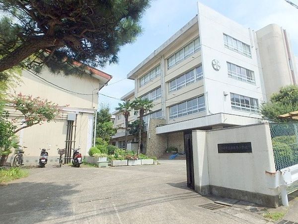 川崎市宮前区有馬5丁目の新築一戸建(川崎市立西有馬小学校)