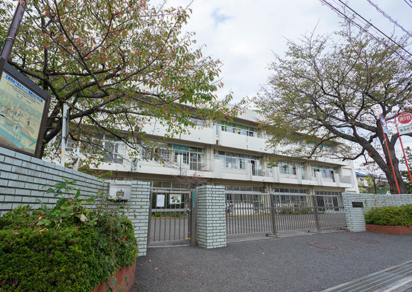 横浜市緑区いぶき野の土地(横浜市立いぶき野小学校)