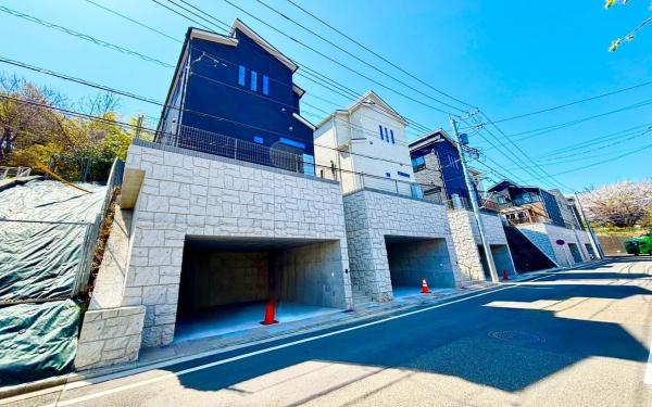 横浜市青葉区新石川１丁目の新築一戸建
