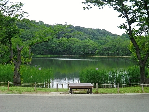 鶴見区梶山2丁目 全3棟J棟(三ツ池公園)